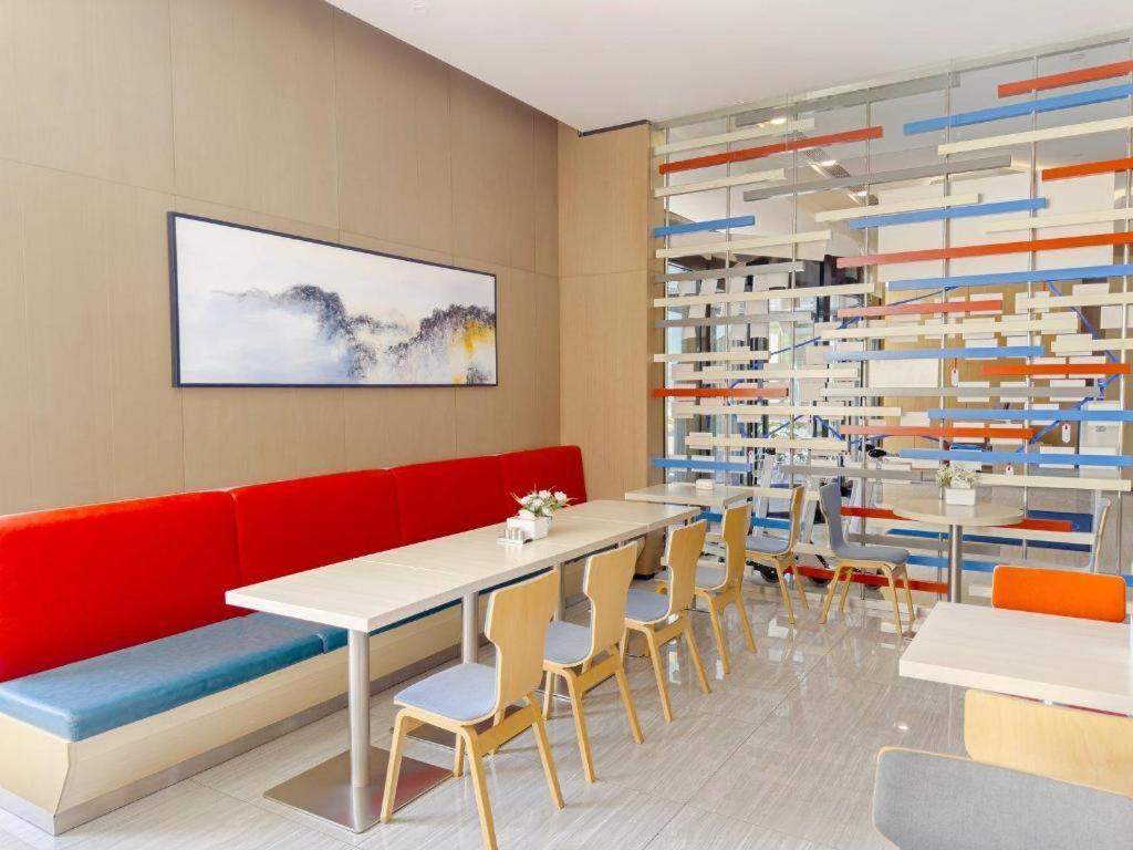Holiday Inn Express Zhangye By Ihg Buitenkant foto